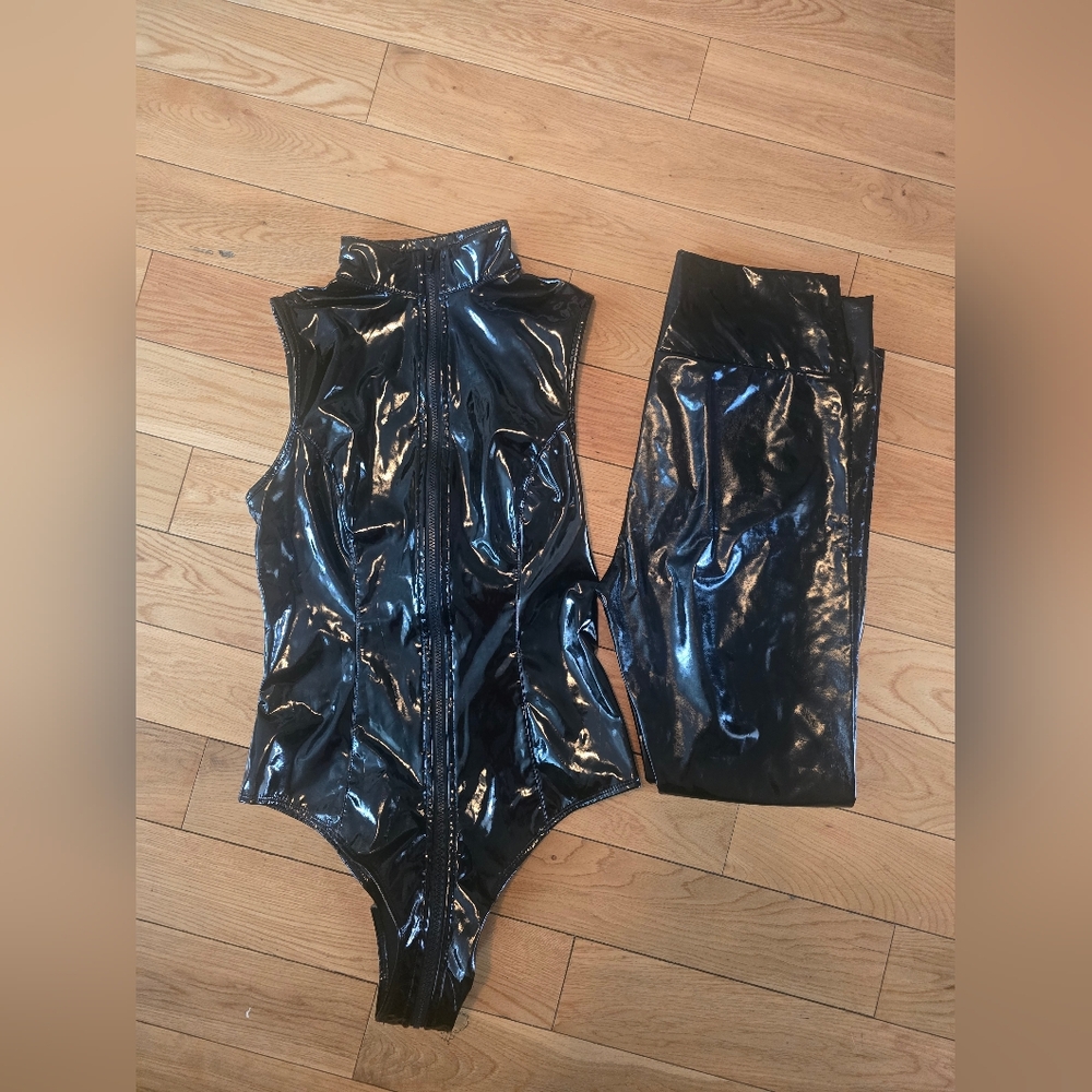 Black Vinyl BODY & LEGGINS   SMALL